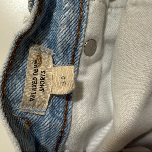 Madewell Relaxed Jean Shorts - Picture 4 of 4